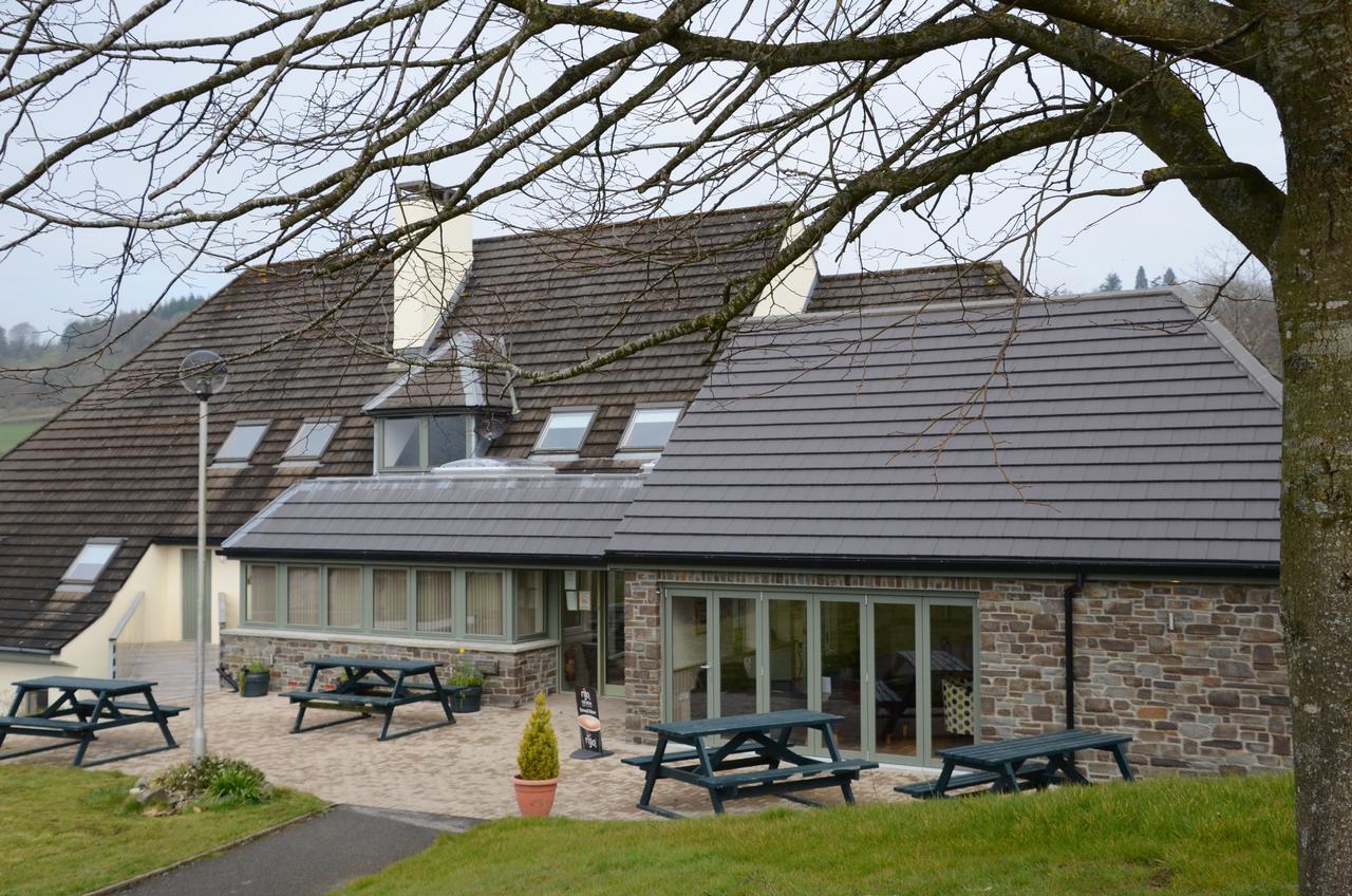 Neuadd Henllan Lodge Builth Wells Esterno foto