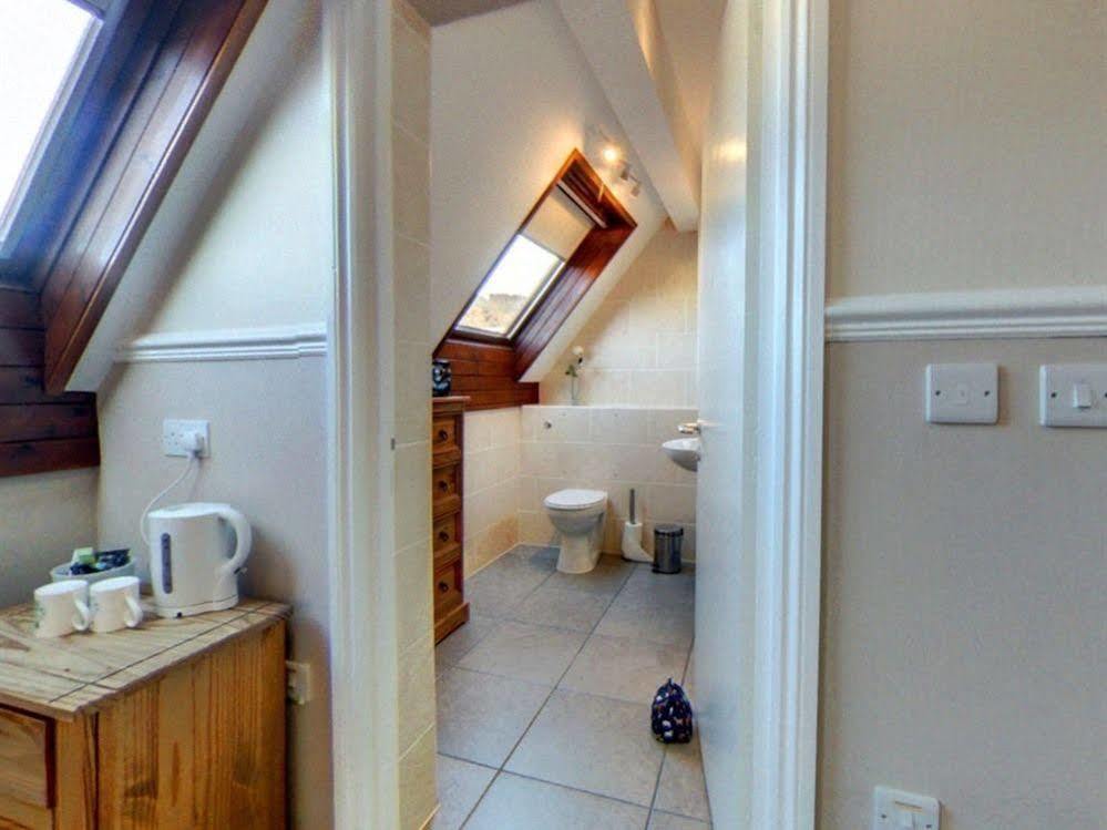 Neuadd Henllan Lodge Builth Wells Esterno foto
