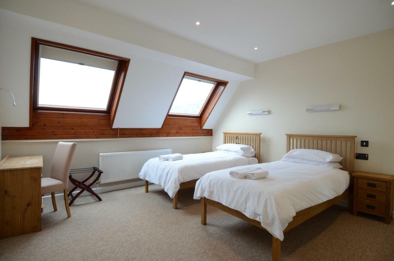 Neuadd Henllan Lodge Builth Wells Esterno foto